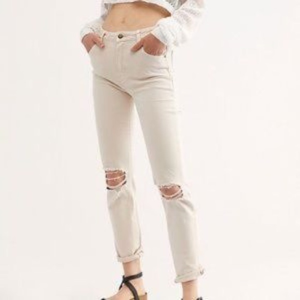 Rolla’s Miller Vanilla Worn Jean 27